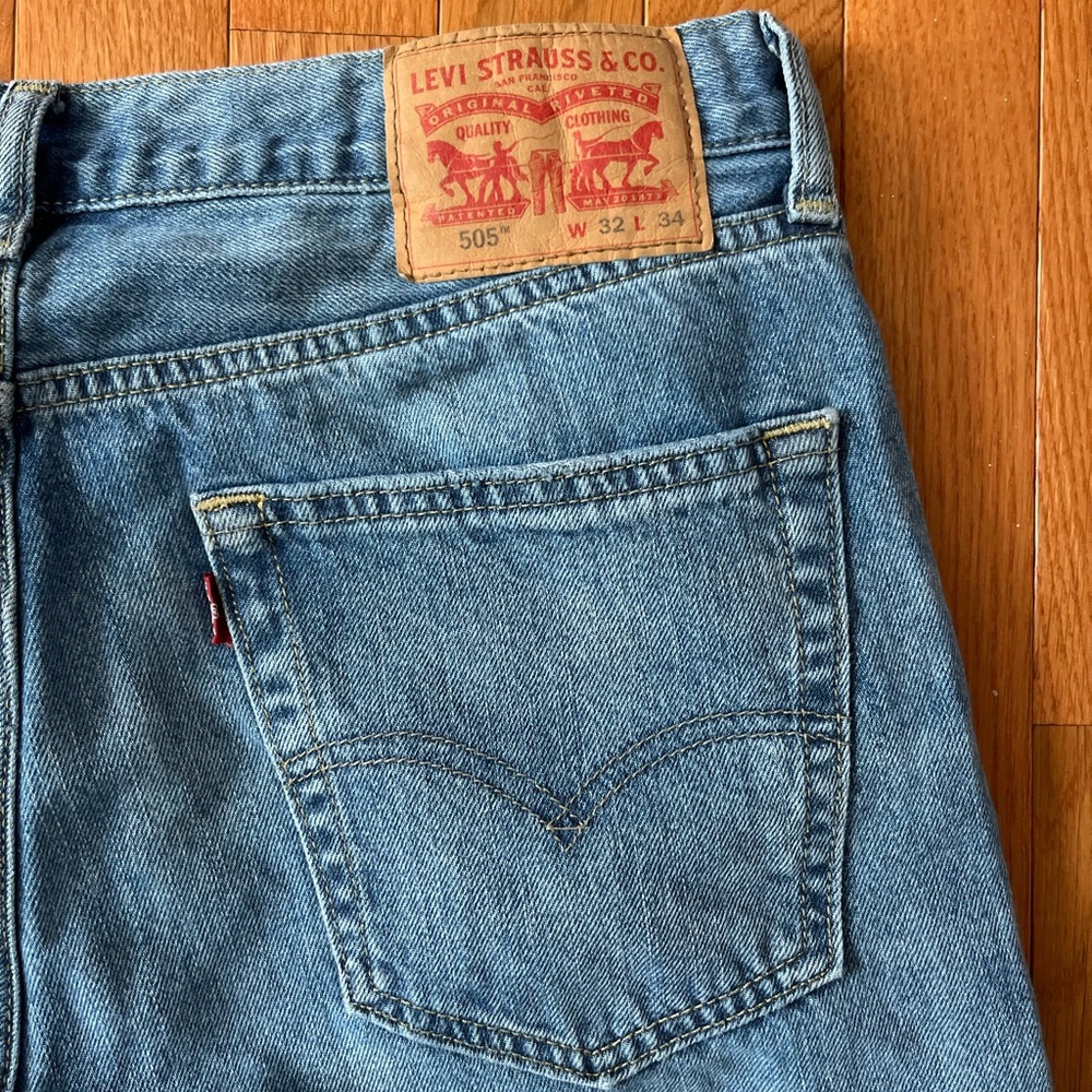 Levi’s 505 Straight Leg Denim Jeans - Picture 4 of 4